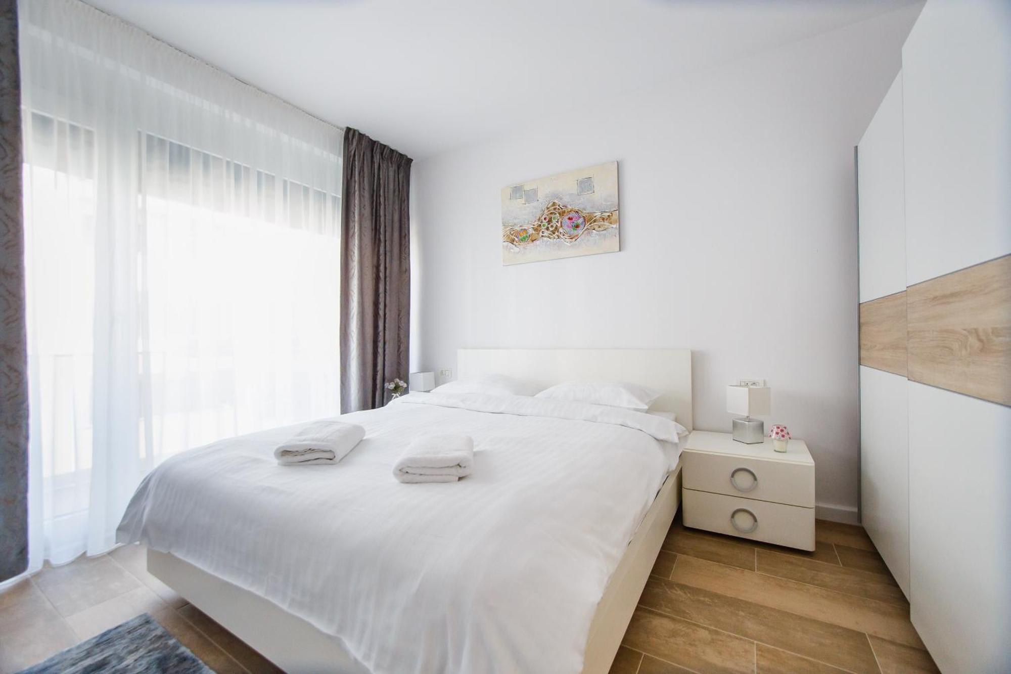 Lovely Home At West Residence Oradea Exteriér fotografie