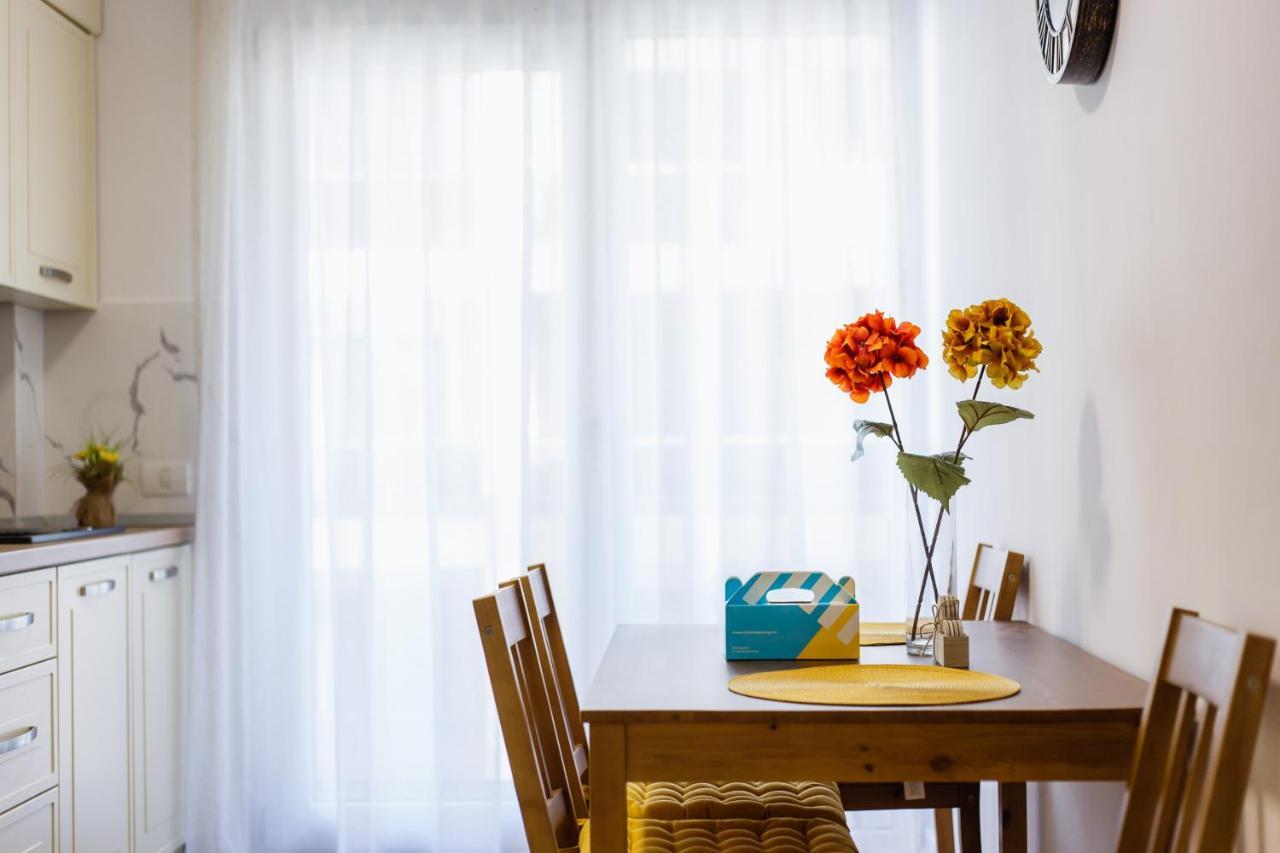 Lovely Home At West Residence Oradea Exteriér fotografie
